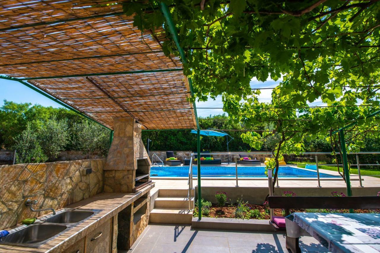 Holiday Home Mara Fondole Exterior foto